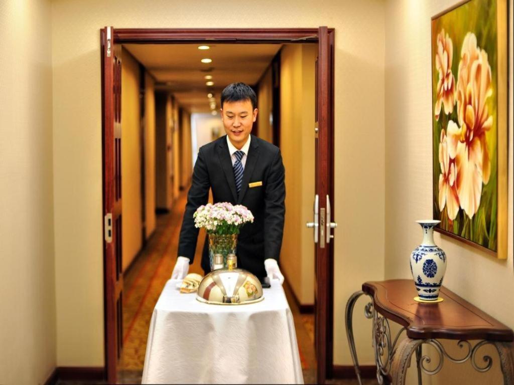 Qingdao Chengyang Detai Hotel Exterior photo