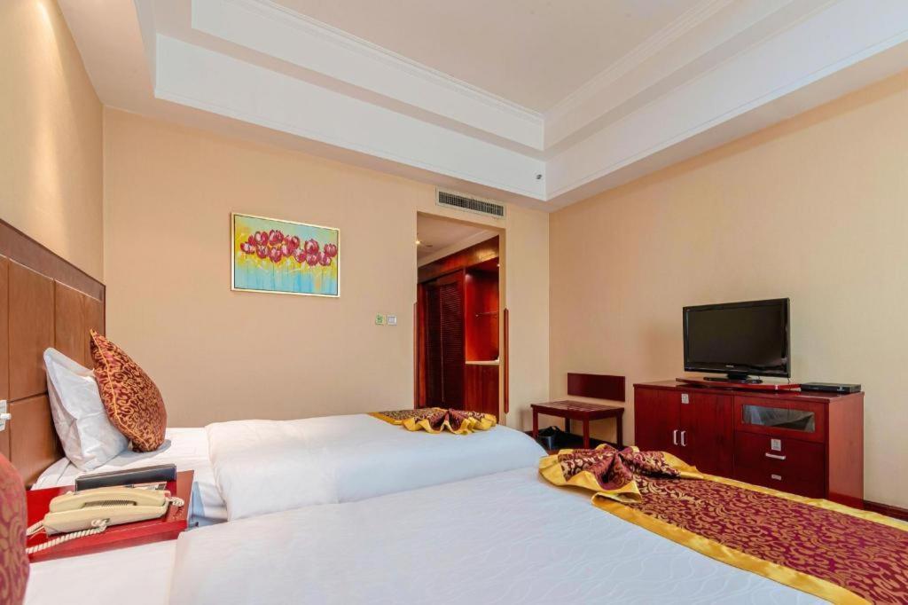 Qingdao Chengyang Detai Hotel Exterior photo