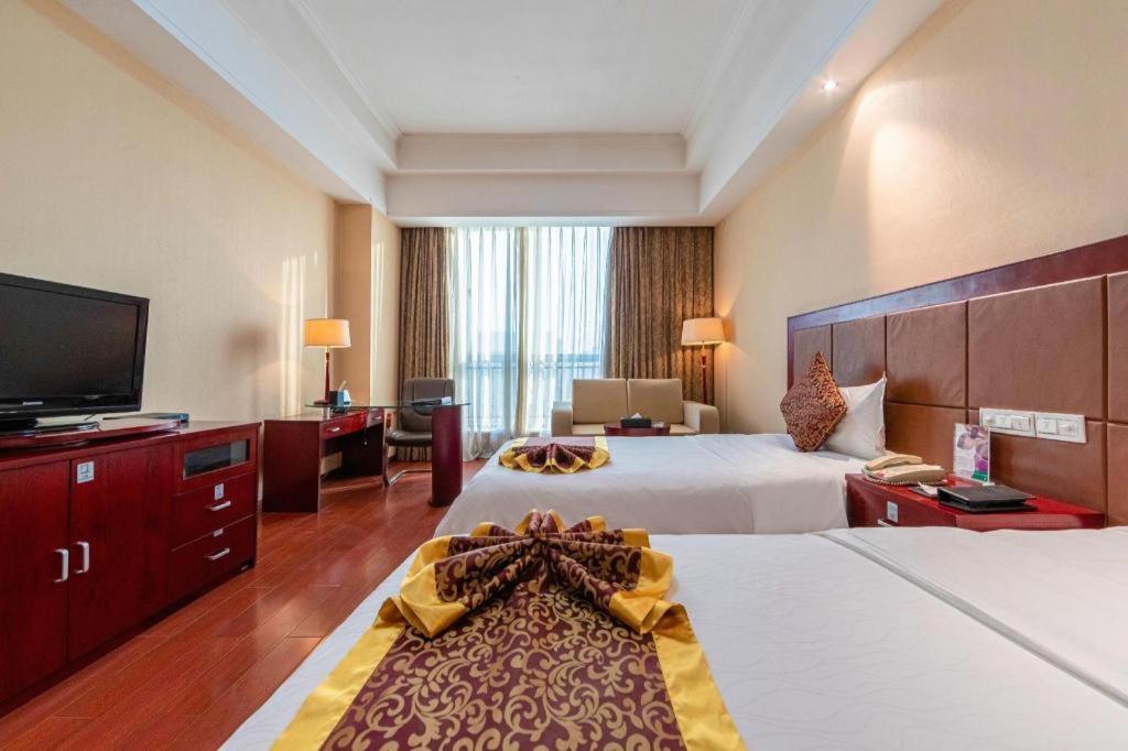 Qingdao Chengyang Detai Hotel Exterior photo